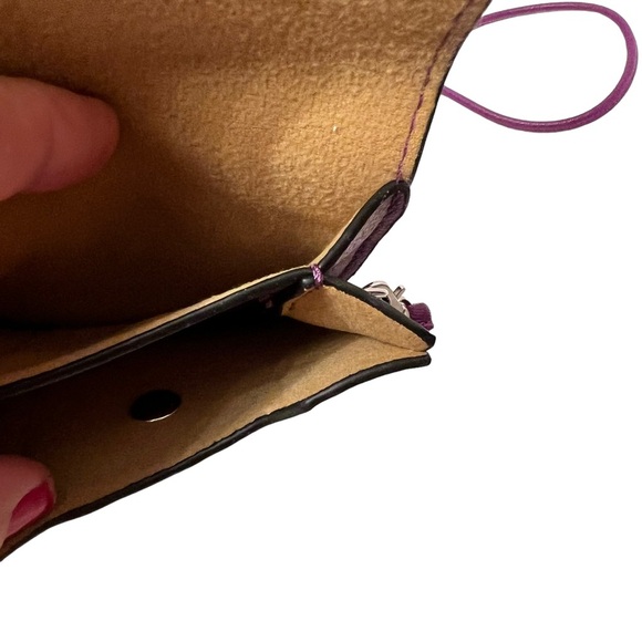 Trendy Cell Phone Purple Cross Body Bag With removable Strap NWOT - Picture 3 of 3